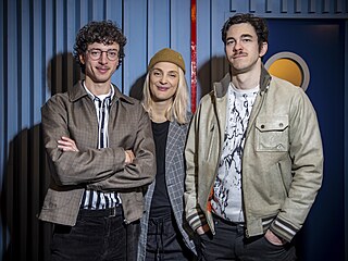 �upíci se slo�ení (zleva): Jan Cina, Bára Poláková, Marek Adamczyk