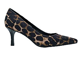 Lodi�ky budou perfektní k ve�erním �at�m, ke kostýmku, ale i tmavým d�ín�m....