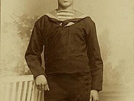 Na slu�bu na rakousko-uherské ponorce U-3 po padesáti letech nep�íli� nad�en�...