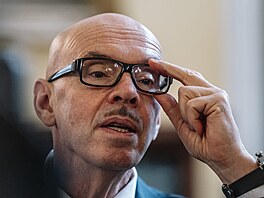 Ve Strakov� akademii se se�la vláda. Ta mimo jiné projedná návrh zákona o...