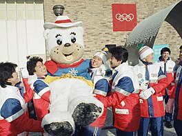 Zimní olympiáda v Calgary v roce 1988 p�inesla v�bec první maskotskou dvojici v...