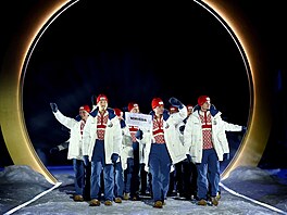 Slavnostní zahájení XXV. zimní olympiády v Itálii. Sportovci Norska. (6. února...