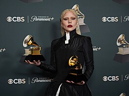 Lady Gaga na p�edávání cen Grammy (1. února 2026, Los Angeles).