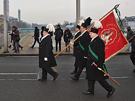 Záv�re�ný pochod horník� a jejich p�íznivc� centrem Ostravy k ukon�ení t�by...