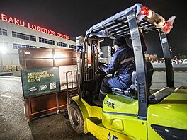 Zoo Praha, zubr evropský, reintrodukce, Baku, Ázerbájd�án