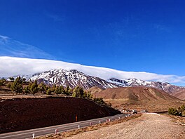 Tizi n�Tichka je nejvý�e polo�ený silni�ní pr�smyk v Maroku, le�ící v poho�í...