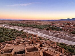 Natá�ely se zde nap�íklad filmy Gladiátor, Mumie a Princ z Persie: Písky �asu....