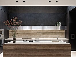 V kuchyni vytvá�ejí baterie CEA z kolekce Giotto Plus v saténovém provedení...