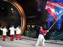 Povedenou barevnou kombinací se blýskli Portori�ané. Oce�uji posun jasné...