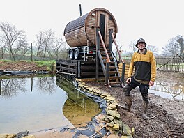 Plánoval vrak kompletn� zrekonstruovat a splnit si tak sen o �ivot� mimo...