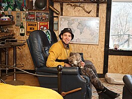 Te� mu ov�em hrozí, �e o sv�j nový domov p�ijde.