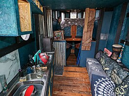 Za jeho nerozvá�nost mu nyní místní ú�ad obvodu Wyre Forest v hrabství...