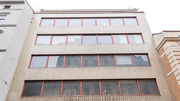 Prodejna Ba�a fungovala ve funkcionalistick� budov� v �esk� ulici v historick�m centru Brna p�es t�i dek�dy. Zejm�na kv�li chystan� rekonstrukci domu nyn� skon�ila. (5. �nora 2026)