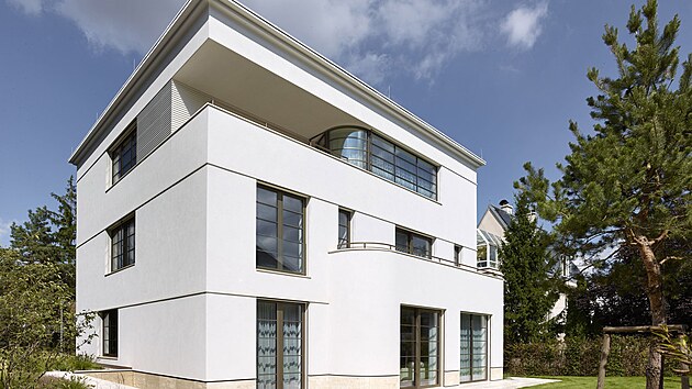 Architektonick� �e�en� stavby �erp� z tradice funkcionalistick�ch vil u n�s