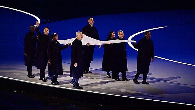 Pita Taufatofua nesl b�hem slavnostního zahájení Zimních olympijských her...