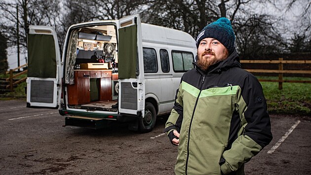 Zaparkuje si tam, kde pr�v� pot�ebuje.