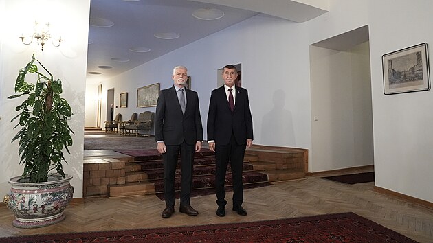 Premi�r Andrej Babi� (ANO) dorazil na sch�zku s prezidentem Petrem Pavlem na Pra�sk� hrad. (4. �nora 2026)