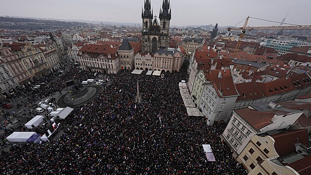 Demonstrace v centru Prahy na podporu prezidenta Pavla (1. �nora 2026)