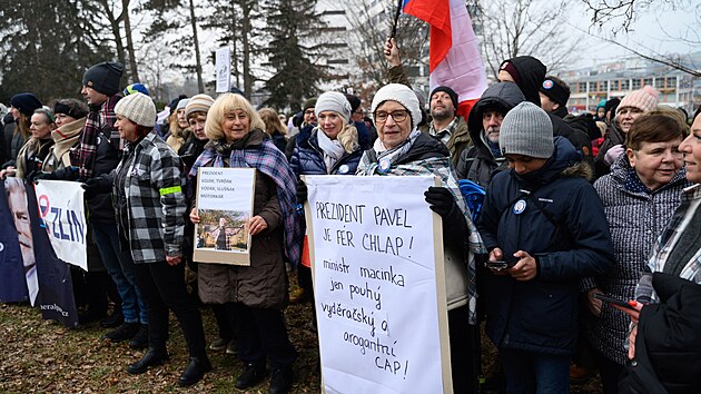 Demonstrace v centru Zl�na na podporu prezidenta Pavla (1. �nora 2026)