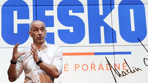 Jiho�esk� hejtman Martin Kuba p�edstavil sv� nov� hnut� Na�e �esko. (3. �nora 2026)