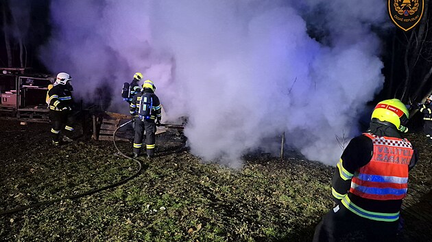 Tragick� po��r unimobu�ky v obci Provodov na Zl�nsku si vy��dal jednu ob�. (6. �nora 2026)