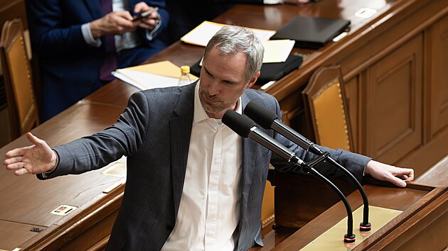 P�edseda Pir�t� Zden�k H�ib na mimo��dn� sch�zi Sn�movny (3. �nora 2026)