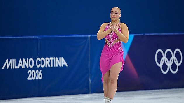 Natálie Taschlerová se p�ipravuje na vystoupení se svým partnerem Filipem...