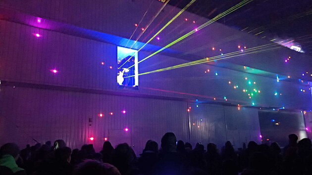 ��astn�ky zah�jen� olympijsk�ho festivalu v �esk�ch Bud�jovic�ch mohl p�ekvapit videomapping s n�zvem Vittoria. (5. �nora 2026)