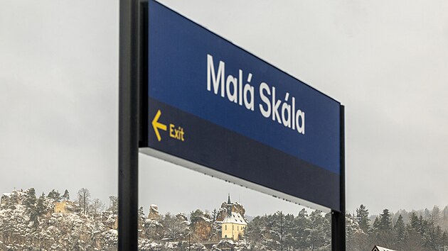 Cestuj�c� v Mal� Sk�le se mohou t�it na nov� zrekonstruovan� n�dra��.(4. �nora 2026)