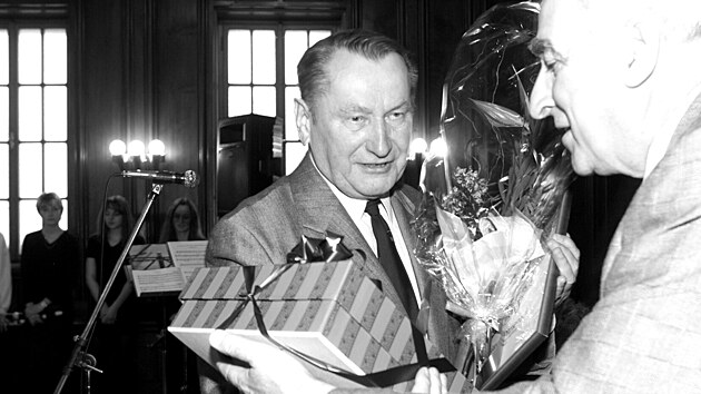 Nej�sp�n�j�� tren�r hokejov� Dukly Jihlava Jaroslav Pitner.