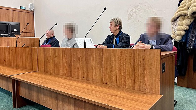 �Ob�alovaní spolupracovali, doznali se a mají �istý trestní rejst�ík a dobré...