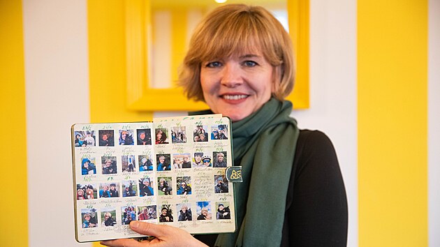 Jarmila Kalvodov� se sv�m ONKODEN�KEM.