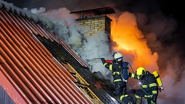 Po��r chalupy v Rampu�i (6. �nora 2026)