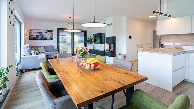 U�itn� plocha rodinn�ho domu je 115,3 metr� �tvere�n�ch. 