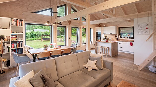 Majitel� si dnes pochvaluj�, �e se zvuk nerozl�h� do zbytku klidov� z�ny a nikdo nikoho neru��. 