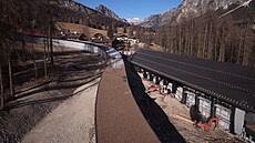 Pohled na sá�ka�ské centrum v Cortin� s nádhernou okolní kulisou.