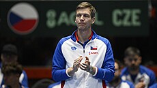 Kapitán �eských tenist� Tomá� Berdych p�i kvalifikaci Davis Cupu proti �védsku.