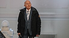 Psychiatr Petr Smolík, kterého ob�aloba viní z nevhodného sexuálního chování...