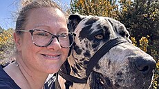 Místo psích dopl�k� Wellington pou�ívá výstroj ur�enou pro kon�.