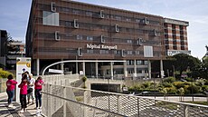 Léka�i v nemocnici Rangueil v Toulouse (16. kv�tna 2022)