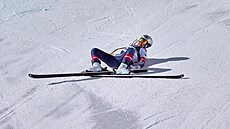 Pád Lindsey Vonnové v olympijském sjezdu. (8. února 2026)