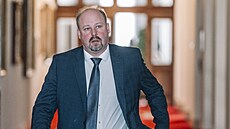 Ve Strakov� akademii se se�la vláda. Ta mimo jiné projedná návrh zákona o...