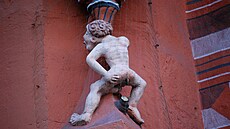 Pr�í vám �t�stí na hlavu? Pozor na to. Proslaveného �urajícího chlape�ka z...