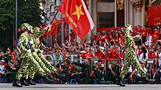 Vojenská p�ehlídka v Hanoji u p�íle�itosti Dne nezávislosti Vietnamu (2. zá�í...