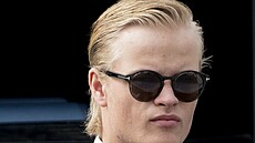V roce 2016 odjel do Spojených stát�, aby studoval obchodní �kolu. Nedostudoval.