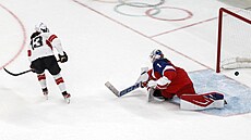 Ivana Weyová p�ekonává Michaelu Hesovou a rozhoduje nájezdy.