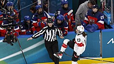 Ivana Weyová slaví p�ed �eskou st�ída�kou.