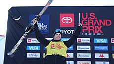 Americký freestyle ly�a� Hunter Hess se b�hem her dostal do st�edu politické...