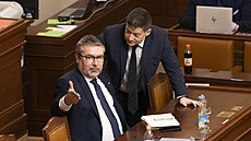 Mimo�ádná sch�ze Poslanecké sn�movny k vyslovení ned�v�ry vlád�. Na snímku...