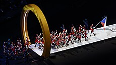 Slavnostní zahájení XXV. zimní olympiády v Itálii. Vlajkono� �eska hokejista...